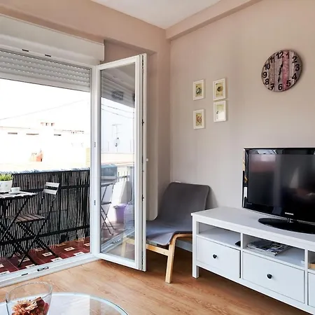 Apartment Beautiful Downtown Near *